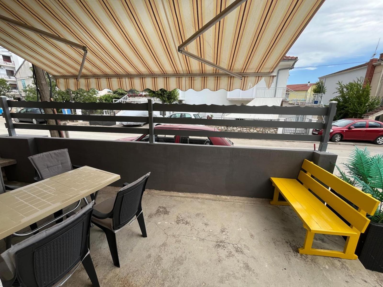 Apartmani Ana Juricev Vodice ヴォディツェ エクステリア 写真